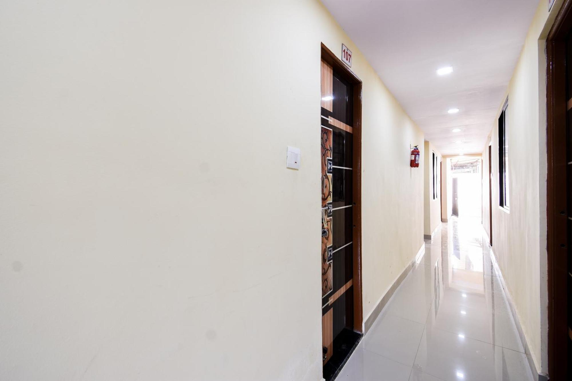 Hotel O Gaurav Guest House Nagpur Zewnętrze zdjęcie